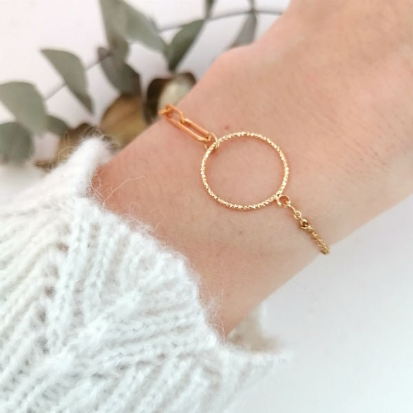 Bracelet minimaliste cercle