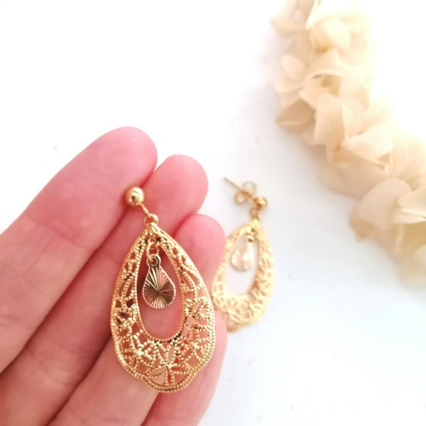 boucles d'oreilles gouttes pendantes
