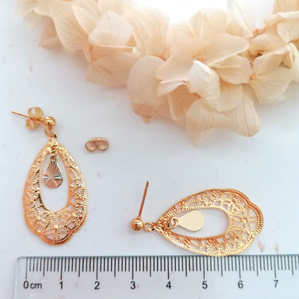 boucles d'oreilles dentelle fleurs