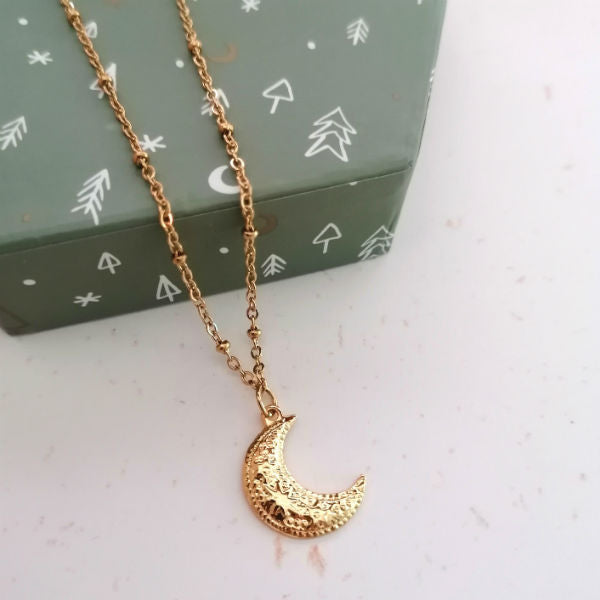 collier croissant de lune doré